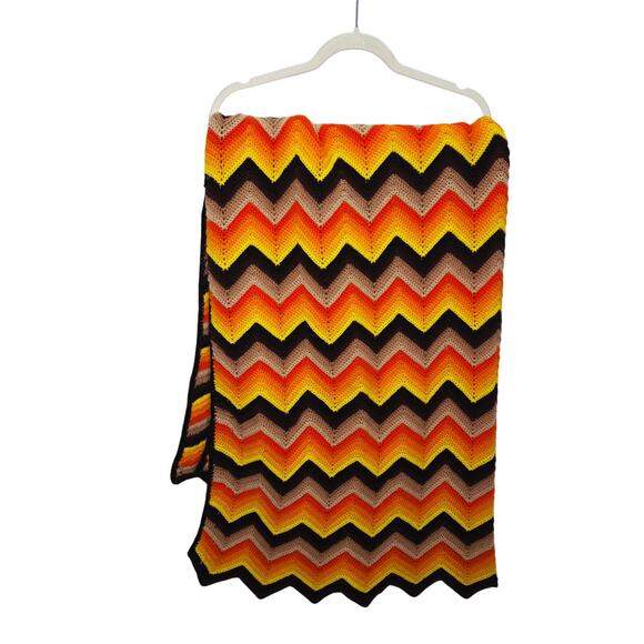 Vintage Chevron Brown Yellow & Orange 70's Hand Crocheted Zig Zag Blanket 44"x58 - Picture 1 of 7